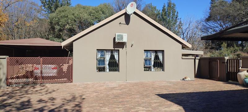 4 Bedroom Property for Sale in Sasolburg Ext 4 Free State